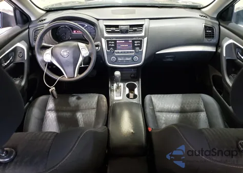 2017 Nissan Altima 2.5 z USA, uszkodzony, nr VIN 1N4AL3AP5HC484367